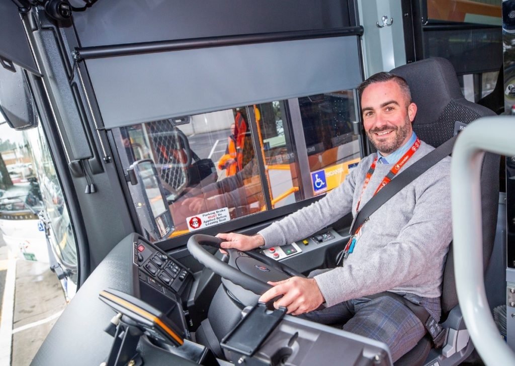 Minibus hire islington with driver
